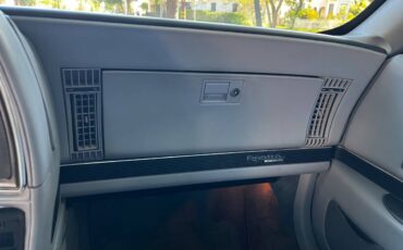 Buick-reatta-1990-silver-4
