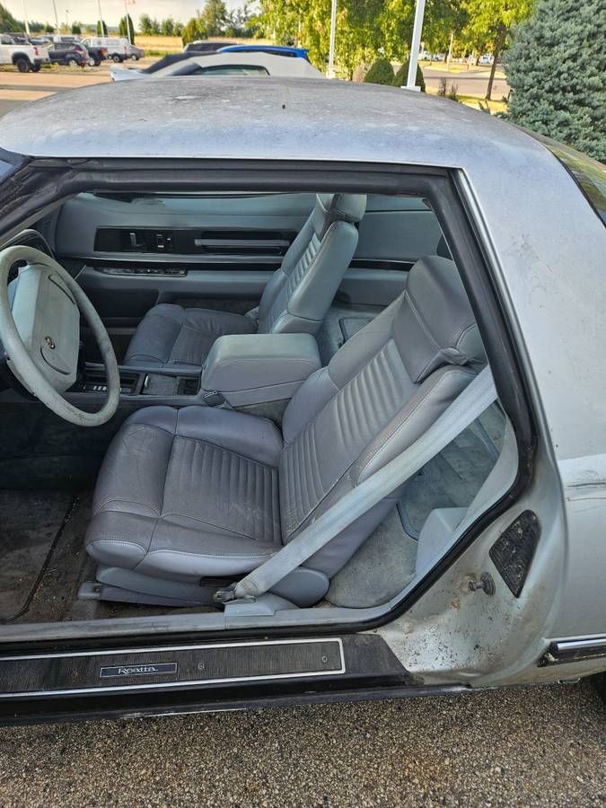 Buick-reatta-1991-red-2