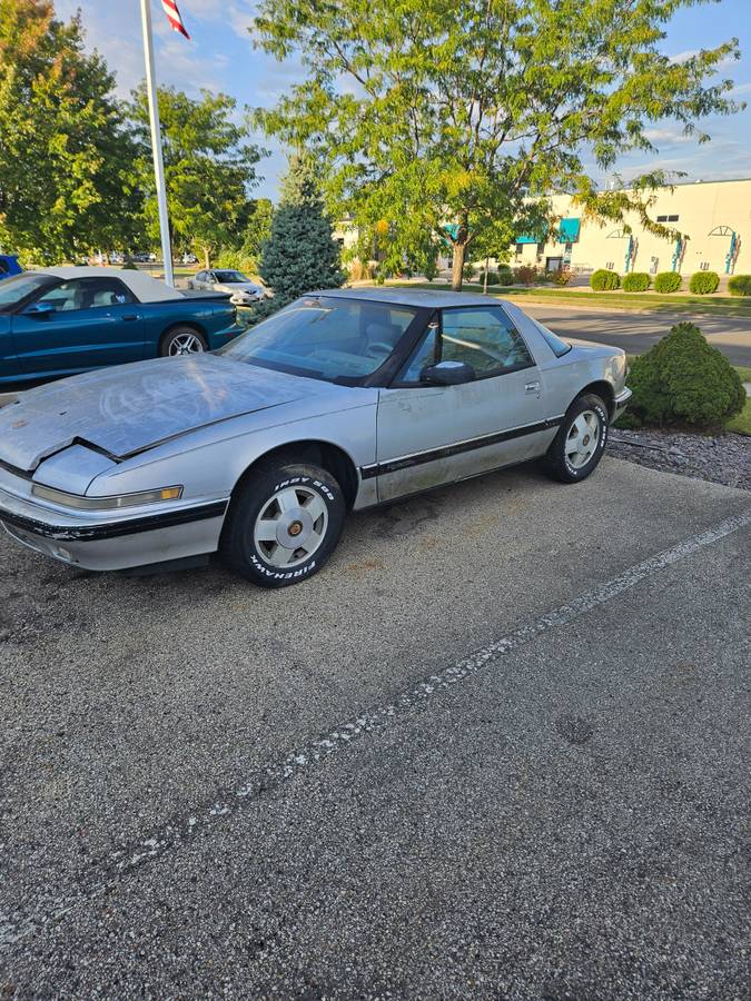 Buick-reatta-1991-red-5