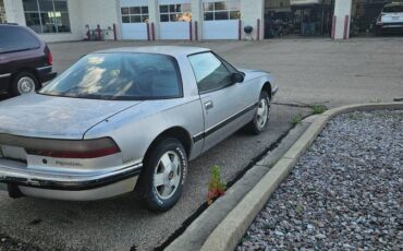 Buick-reatta-1991-red-9