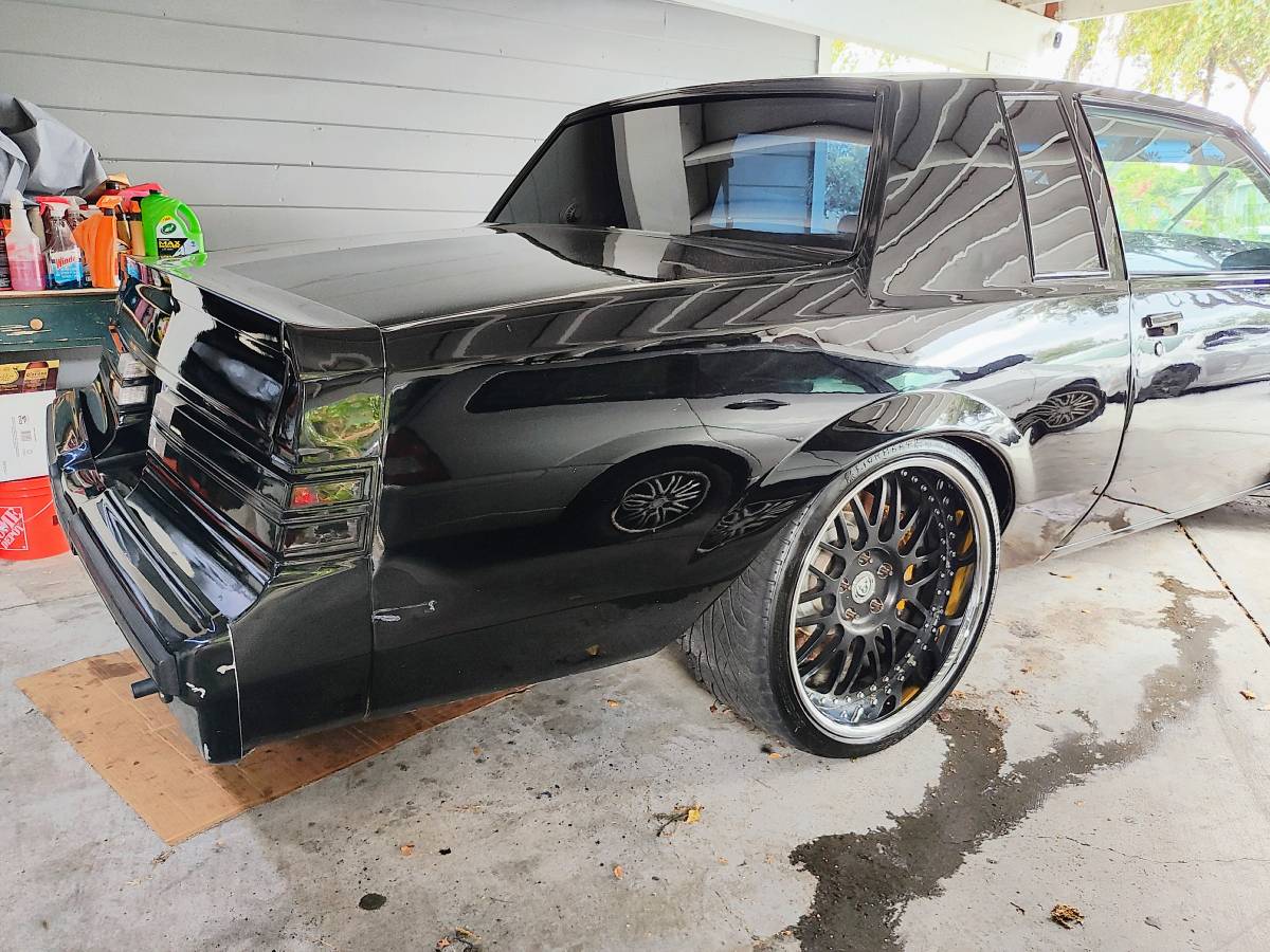 Buick-regal-1981-black-14
