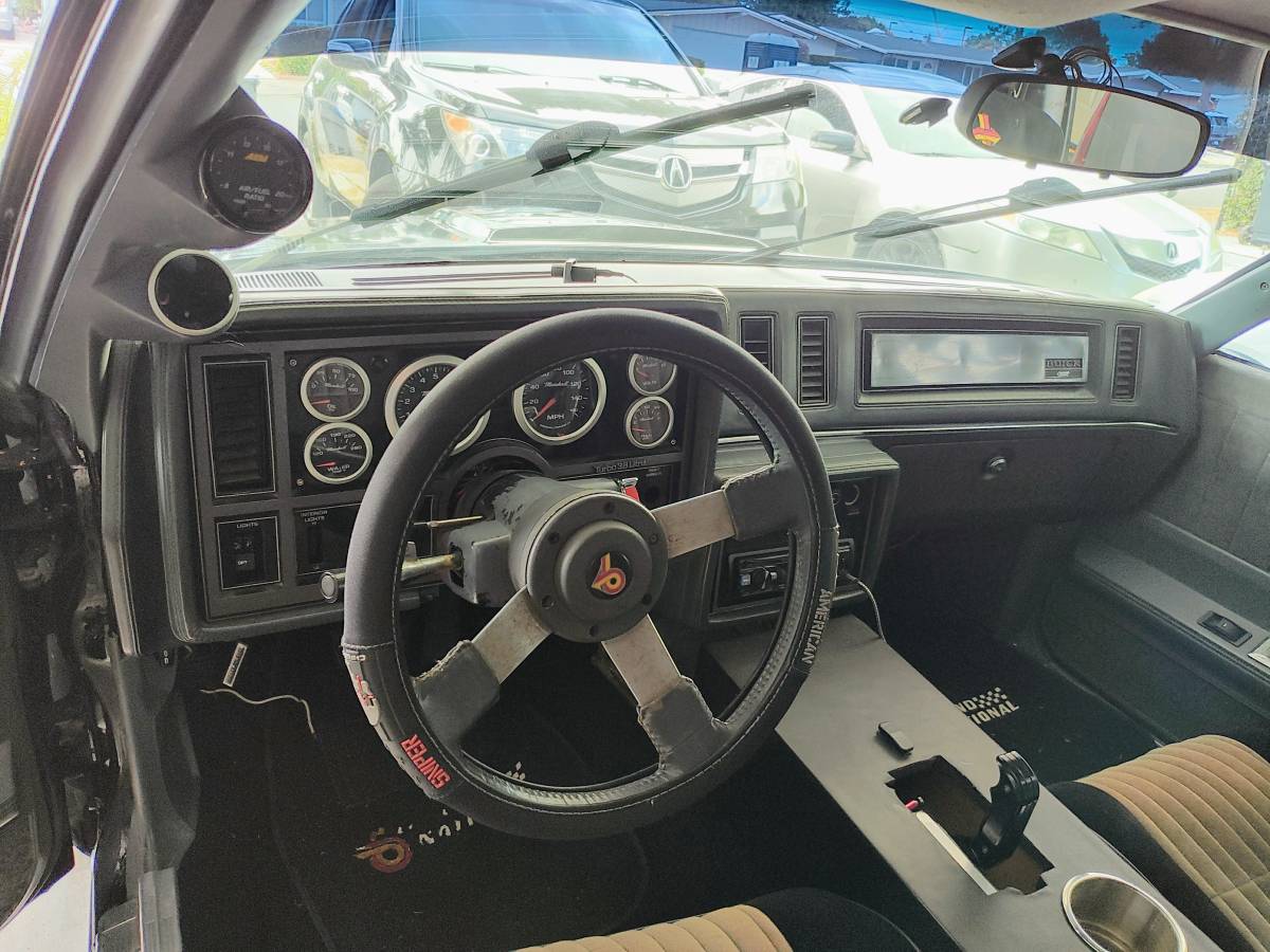 Buick-regal-1981-black-5