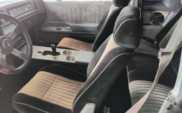Buick-regal-1981-black-7