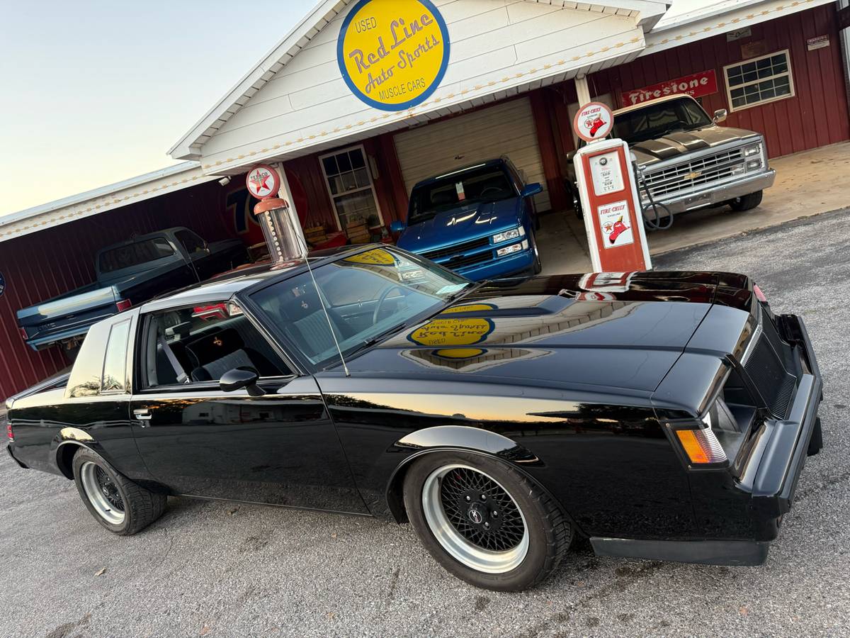 Buick-regal-1986-black