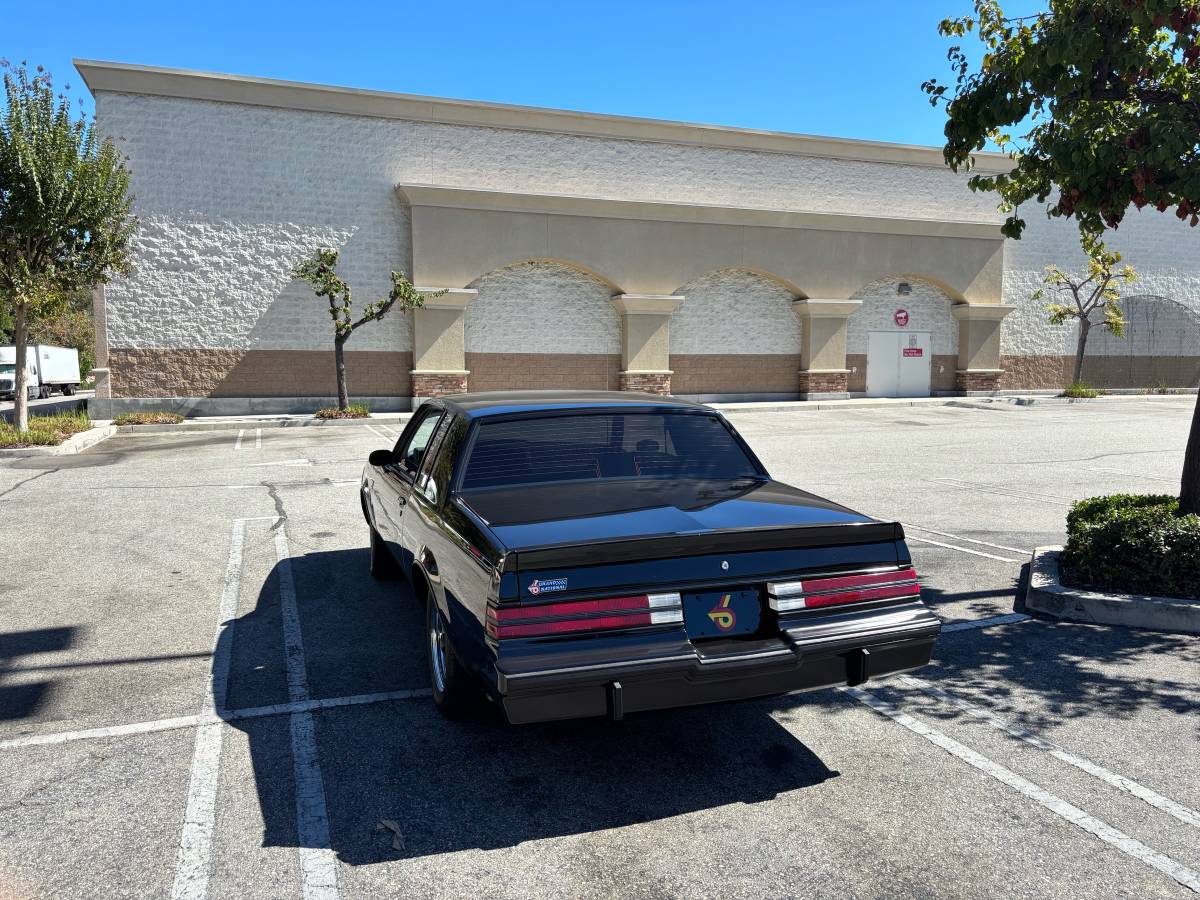 Buick-regal-1986-black-2