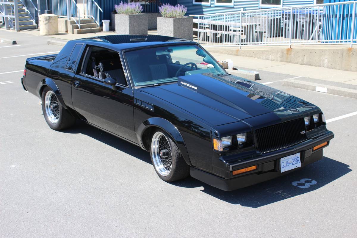 Buick-regal-1987-black-18