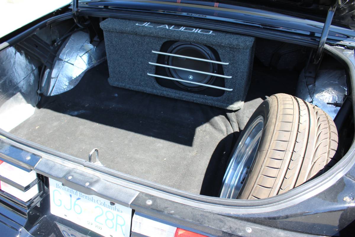 Buick-regal-1987-black-2