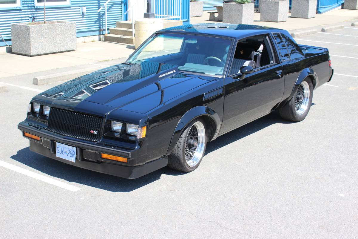Buick-regal-1987-black-4