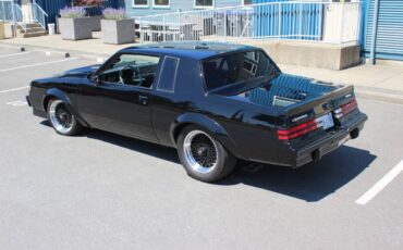 Buick-regal-1987-black-5