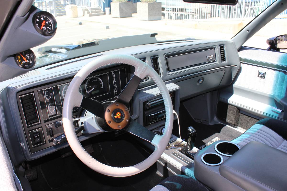Buick-regal-1987-black-7