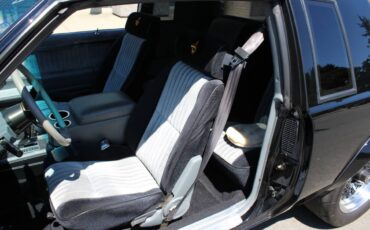 Buick-regal-1987-black-8
