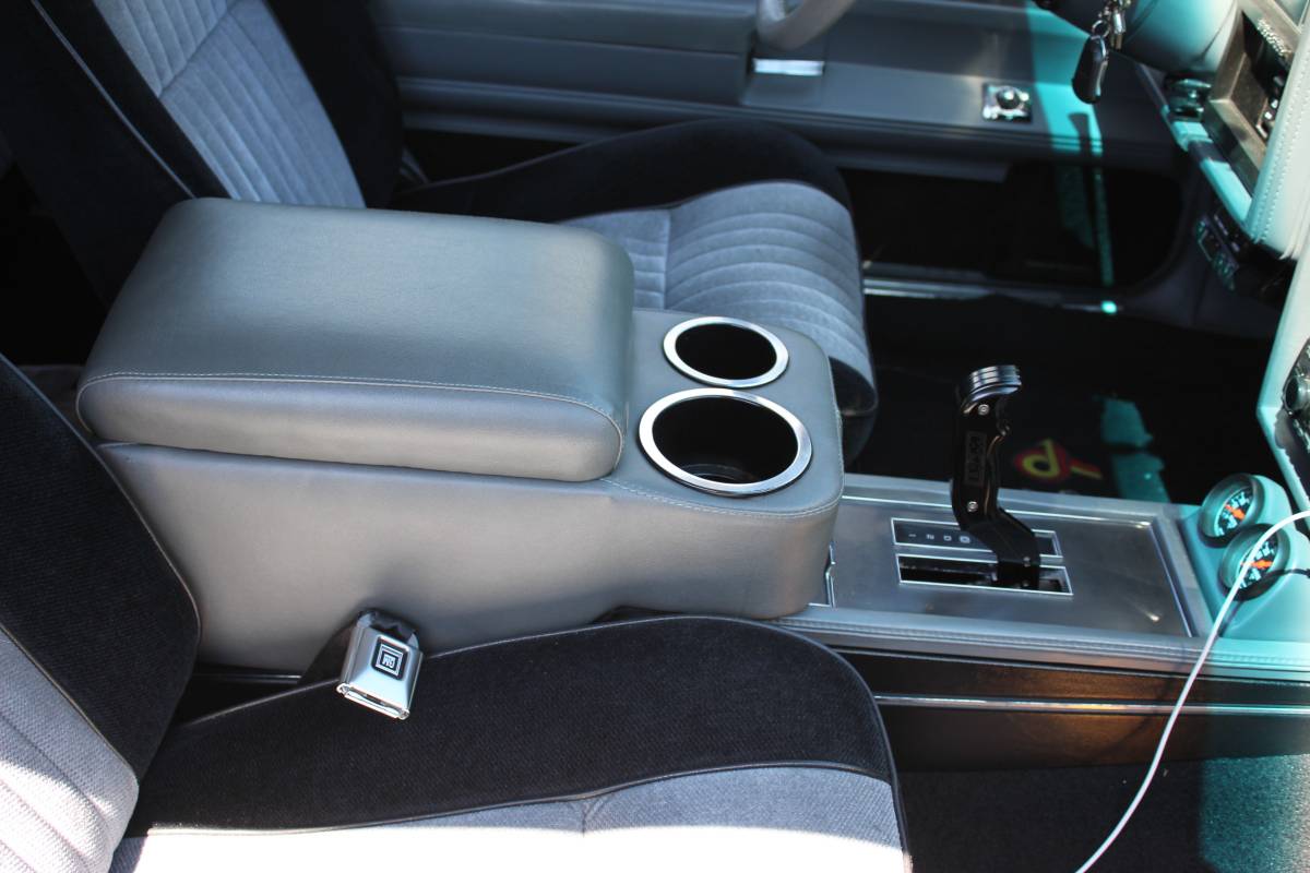Buick-regal-1987-black