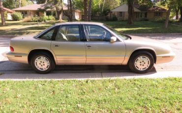 Buick-regal-custom-sedan-1996-15