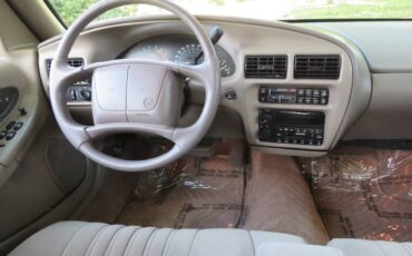 Buick-regal-custom-sedan-1996-4