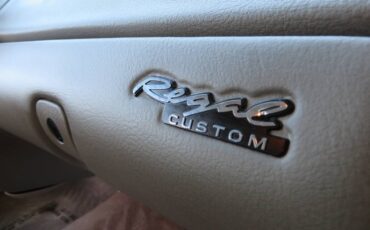 Buick-regal-custom-sedan-1996-6