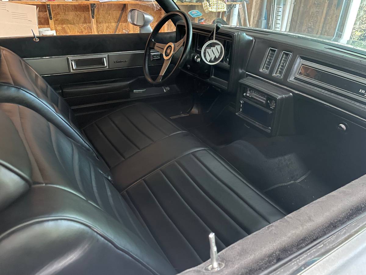 Buick-regal-limited-1984-2