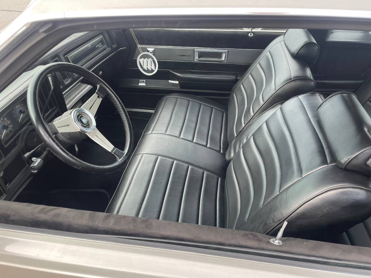 Buick-regal-limited-1984-6