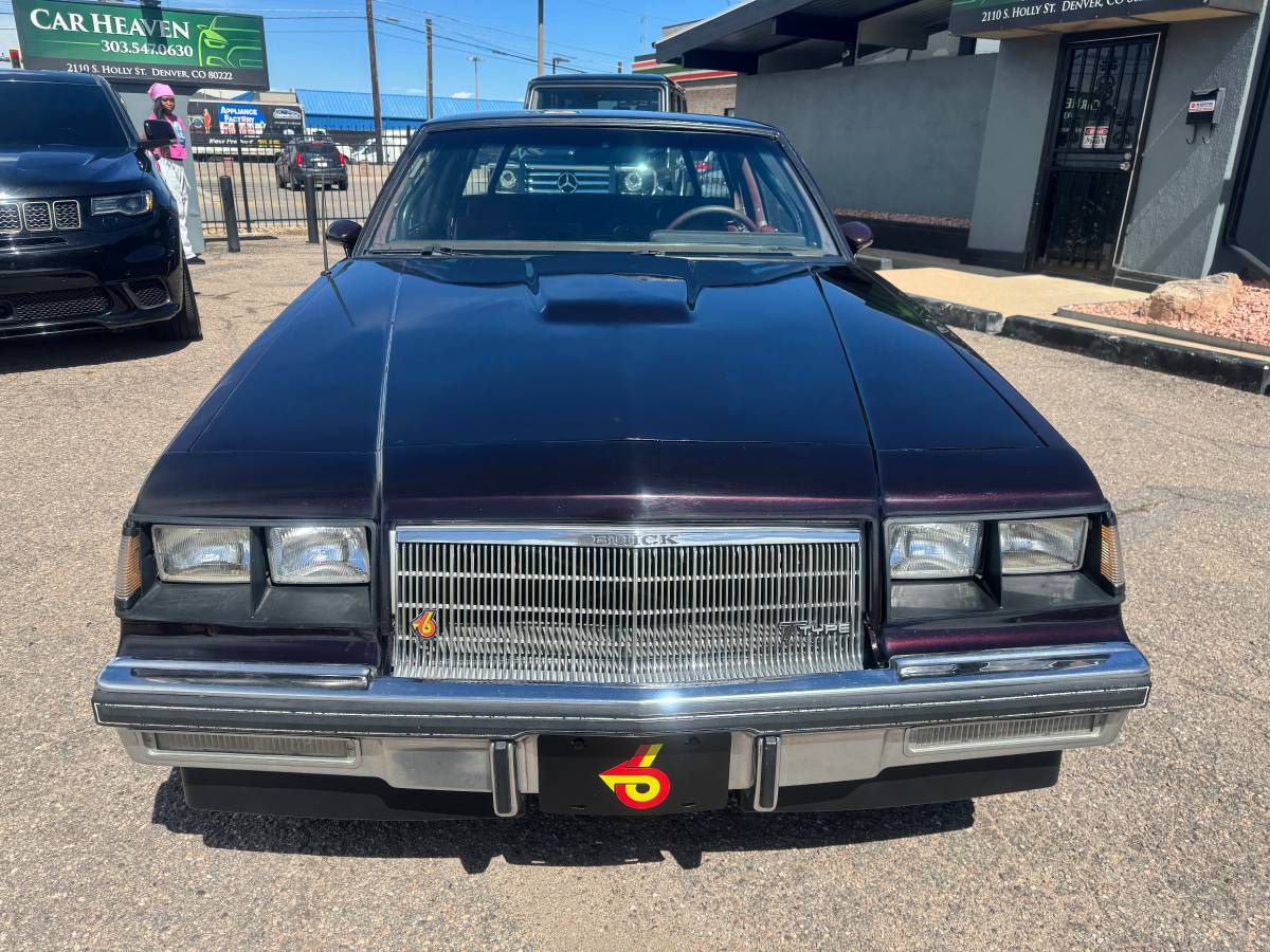Buick-regal-t-type-1984-4