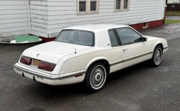 Buick-rialta-1989-white-4