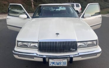 Buick-rivera-1989-10
