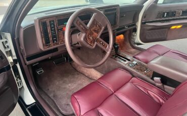 Buick-rivera-1989-12