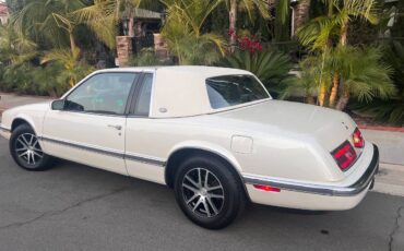 Buick-rivera-1989-18