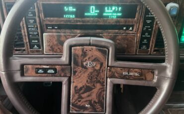 Buick-rivera-1989-21