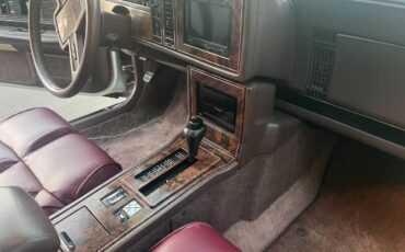Buick-rivera-1989-39