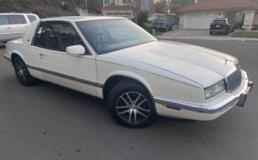 Buick-rivera-1989-42
