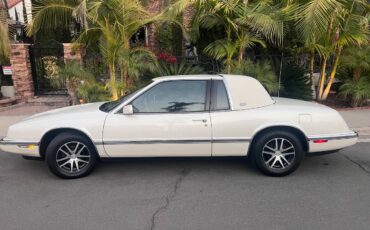 Buick-rivera-1989-45