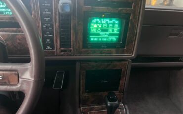 Buick-rivera-1989-71