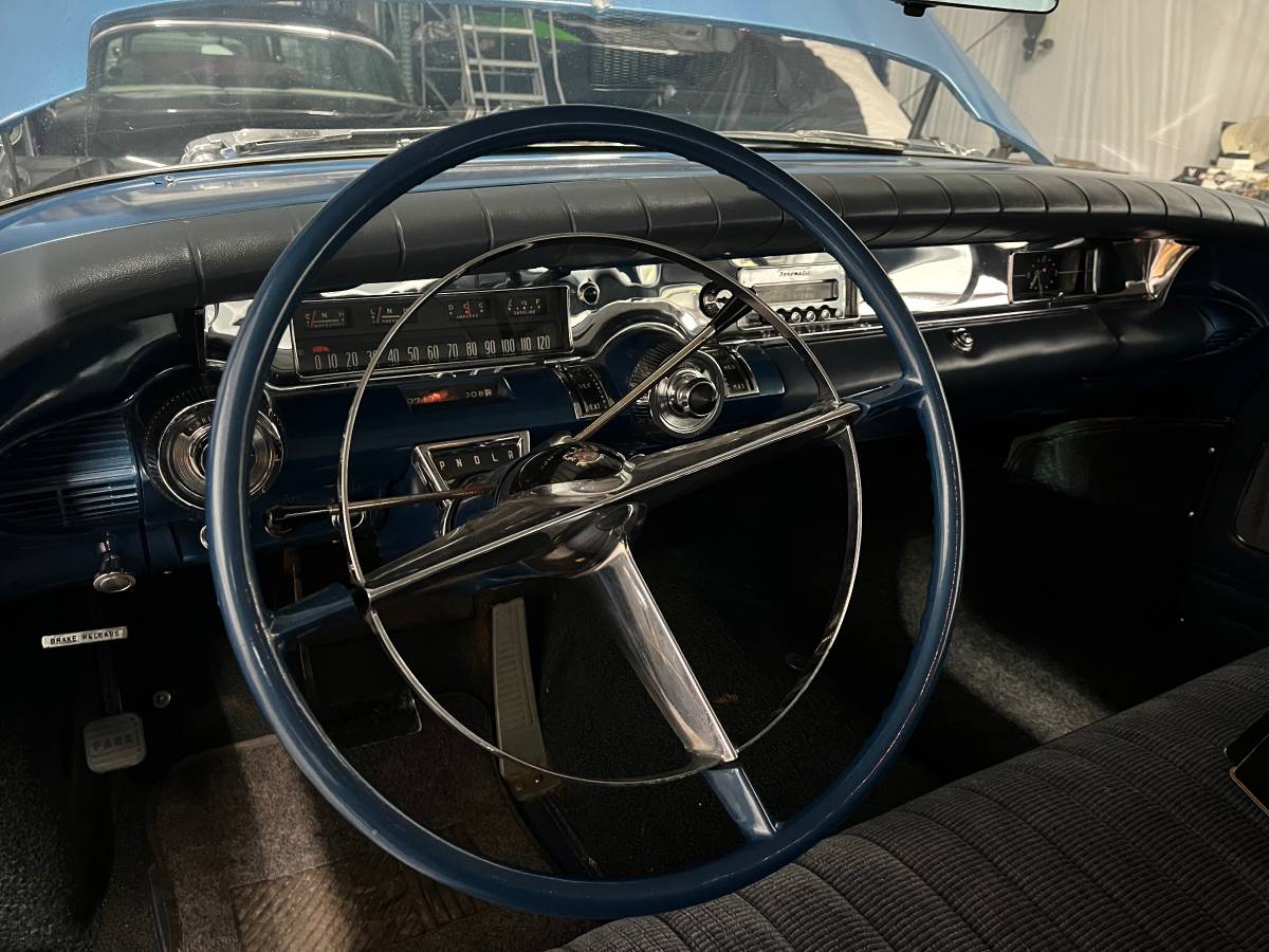 Buick-riviera-1958-blue-10