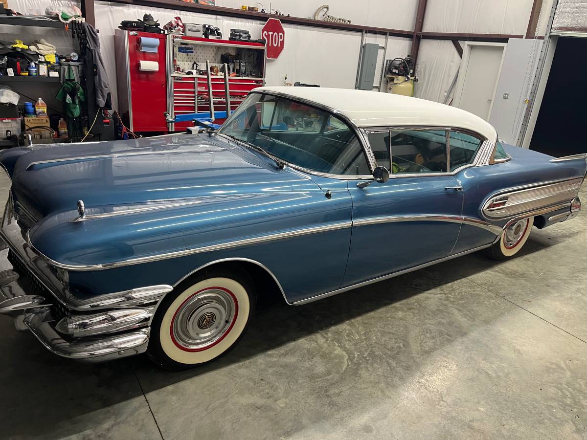 Buick-riviera-1958-blue