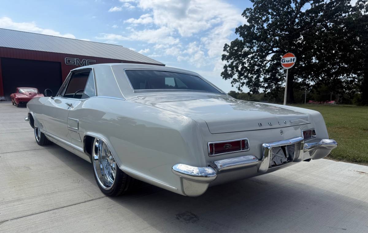 Buick-riviera-1963-grey-5