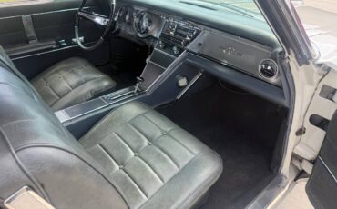Buick-riviera-1963-grey-9