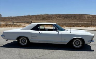 Buick-riviera-1964-white-10
