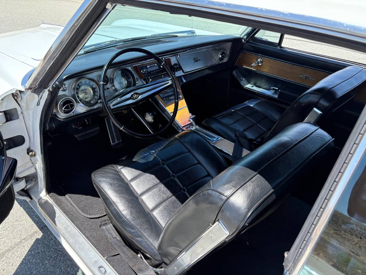 Buick-riviera-1964-white-13