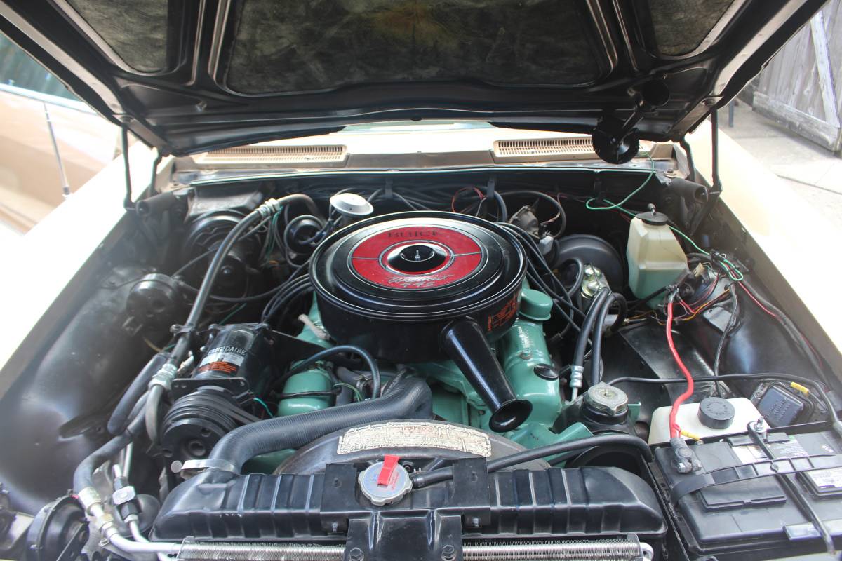Buick-riviera-1965-custom-13