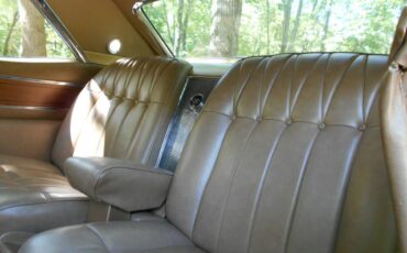 Buick-riviera-1965-custom-14