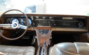Buick-riviera-1965-custom-15