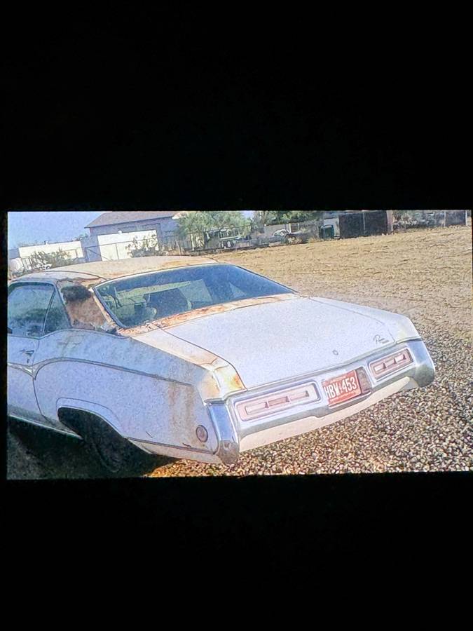 Buick-riviera-1970-white-4