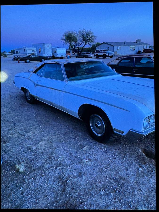 Buick-riviera-1970-white