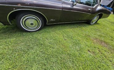 Buick-riviera-1971-brown-5