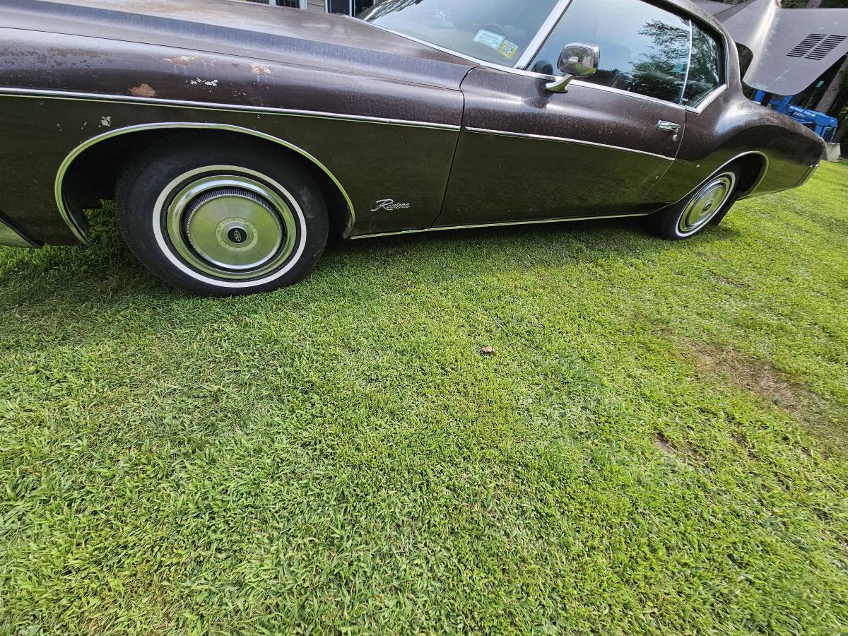 Buick-riviera-1971-brown-5