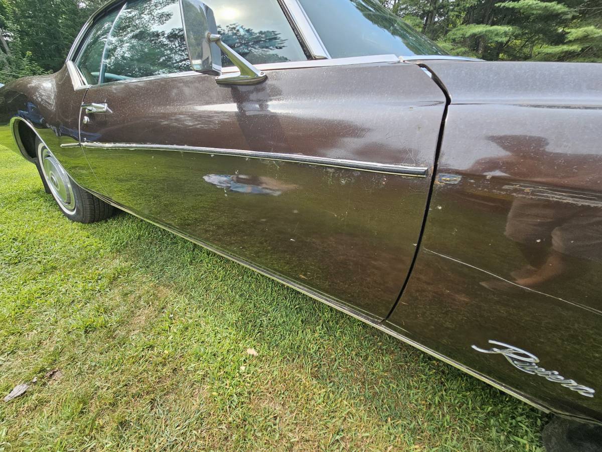 Buick-riviera-1971-brown-6