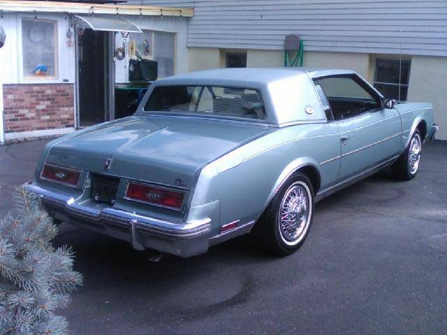 Buick-riviera-1981-1