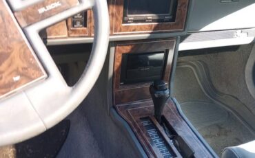 Buick-riviera-1988-blue-6