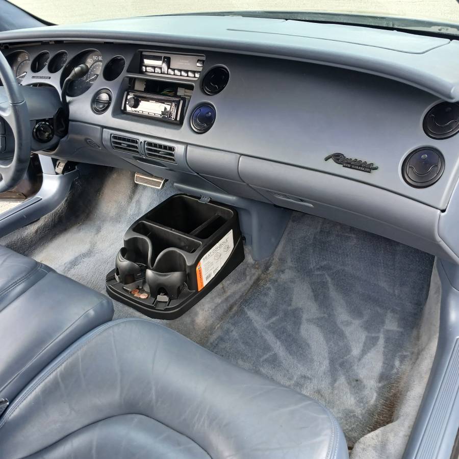 Buick-riviera-1995-blue-6