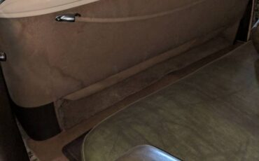 Buick-roadmaster-1947-custom-18