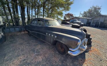 Buick-roadmaster-1951-custom-2